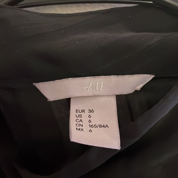 High neck sheer top - Picture 6 of 6